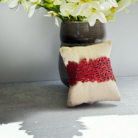 Cork Filigree Reversible Bracelet Magnetic Clasp - Picture 7 of 8